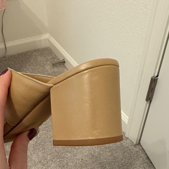 Alexandre Birman Beige Women's Heels - Picture 4 of 6